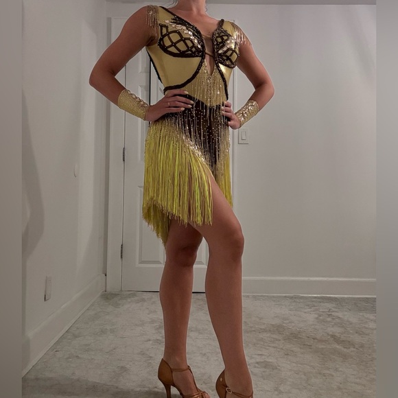 Brand new latin competition dress - Picture 6 of 11